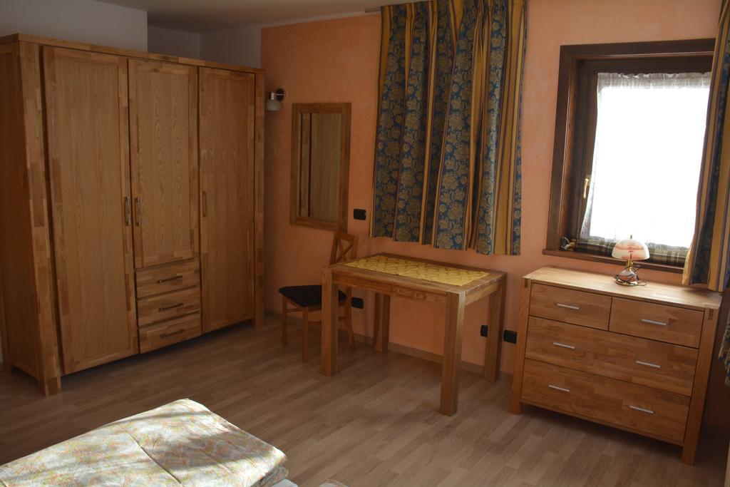 Chalet Rin Star Livigno Habitación foto